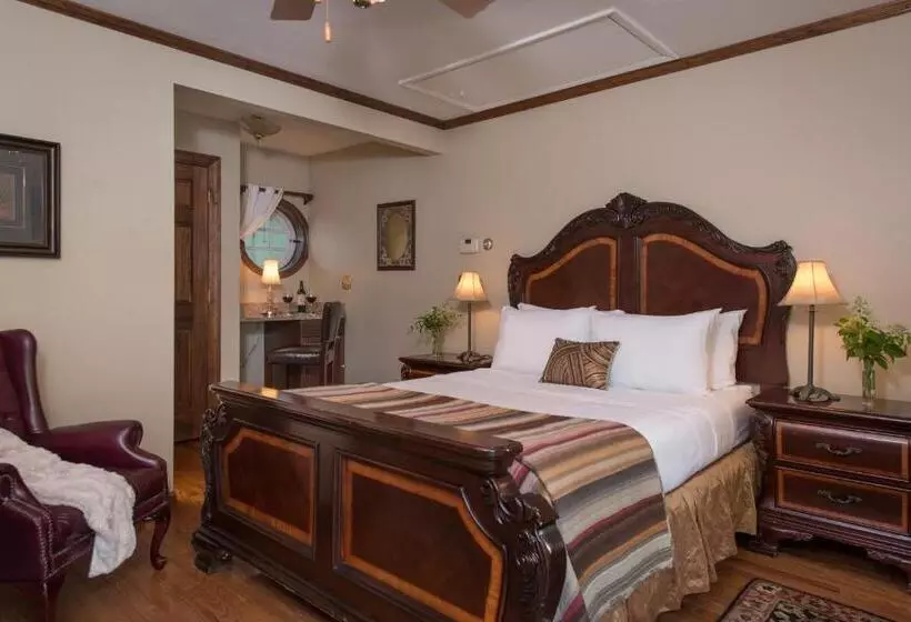 Bed and Breakfast Inn On Putney Road