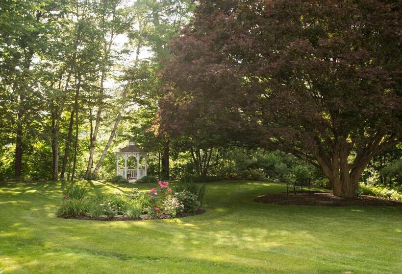 ベッドアンドブレックファースト Inn On Putney Road