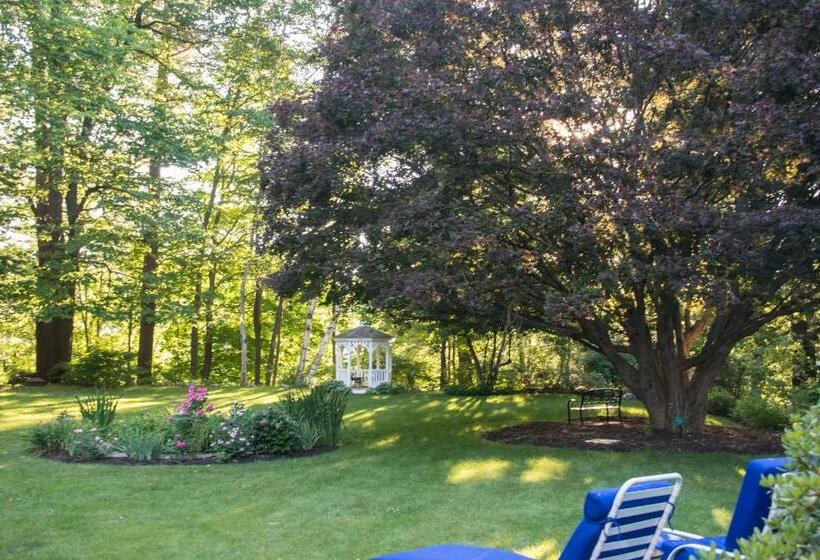 ベッドアンドブレックファースト Inn On Putney Road