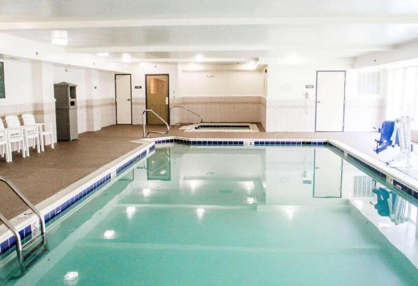 Country Inn & Suites By Radisson, Chester, Va