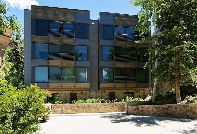 Durant Condominiums By Frias