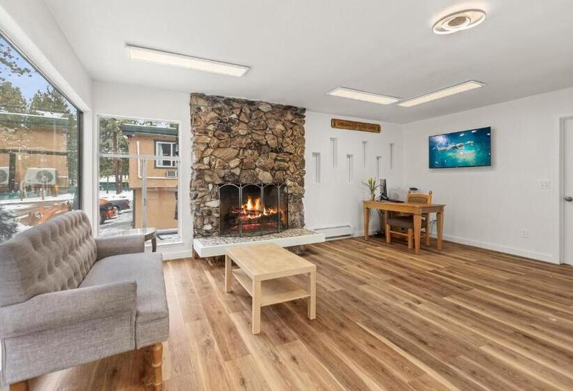 酒店 Ambassador Lake Tahoe