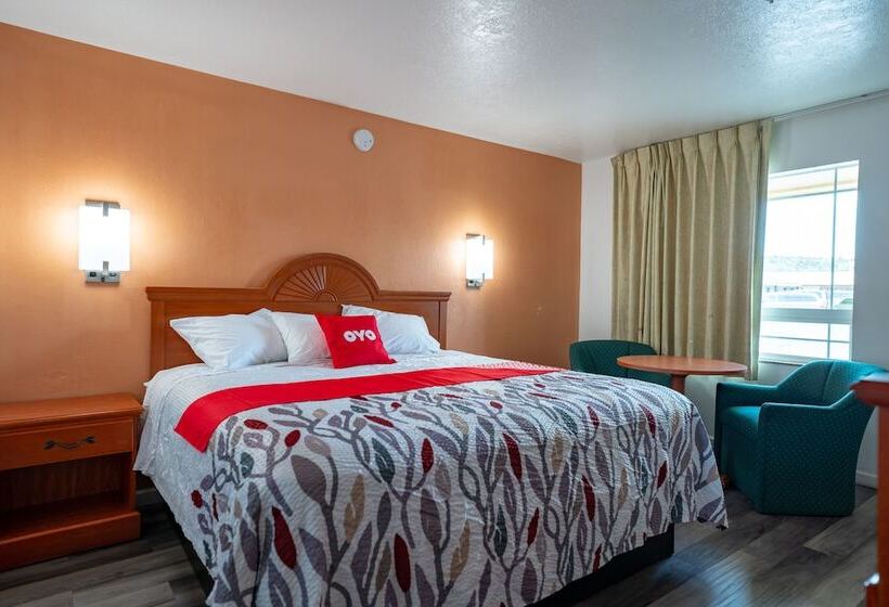 בית מלון כפרי Budget Inn Madras