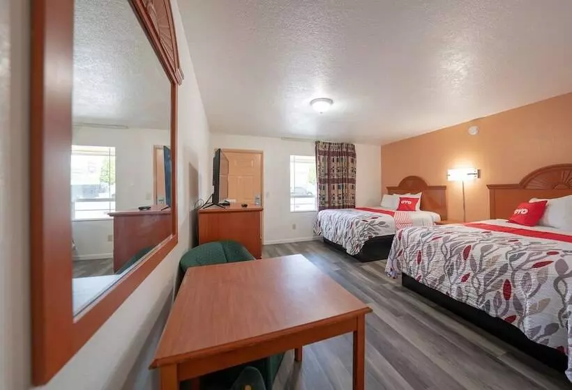 בית מלון כפרי Budget Inn Madras