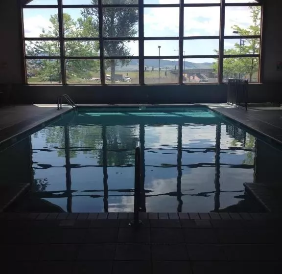 Отель C'mon Inn Missoula