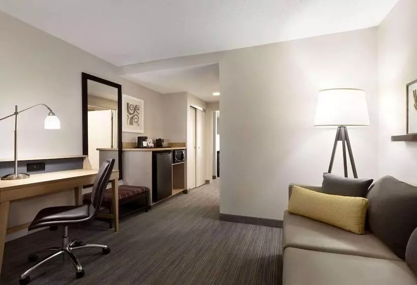 فندق Country Inn & Suites By Radisson, Washington, D.c. East Capitol Heights, Md