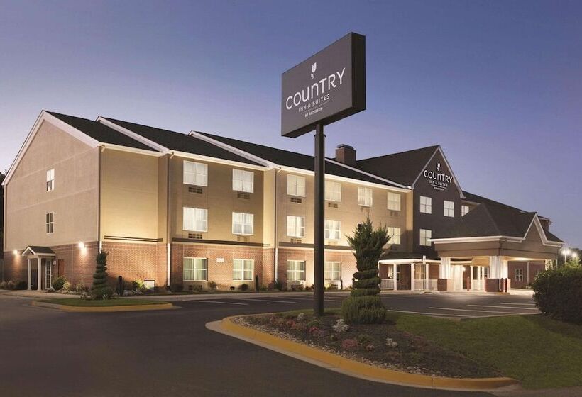 Отель Country Inn & Suites By Radisson, Washington, D.c. East  Capitol Heights, Md