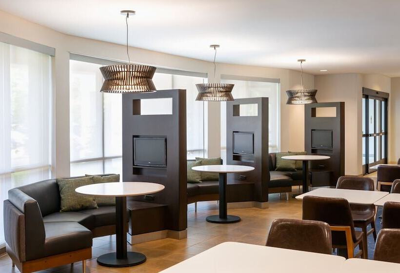 호텔 Courtyard By Marriott Madison West / Middleton