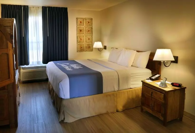 酒店 Days Inn & Suites By Wyndham Llano