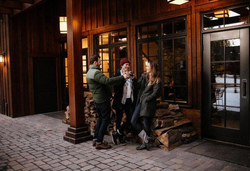 酒店 Fivepine Lodge