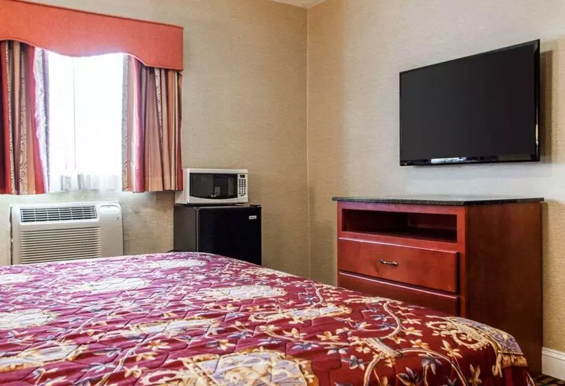 Szálloda Rodeway Inn