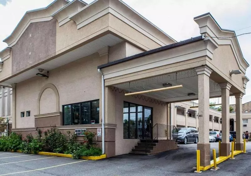 Szálloda Rodeway Inn