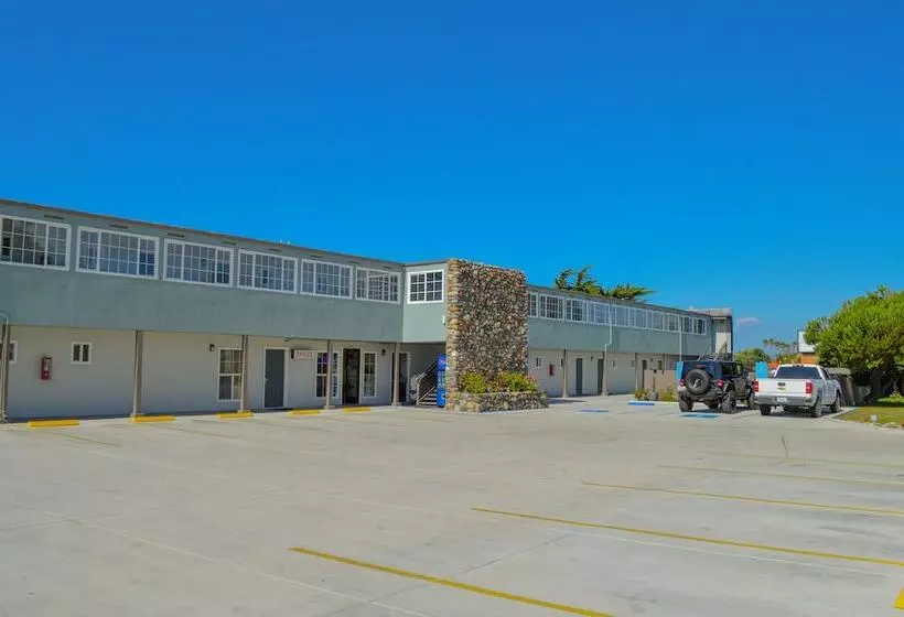 ホテル Sea Breeze Inn San Simeon