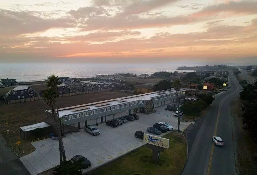 ホテル Sea Breeze Inn San Simeon