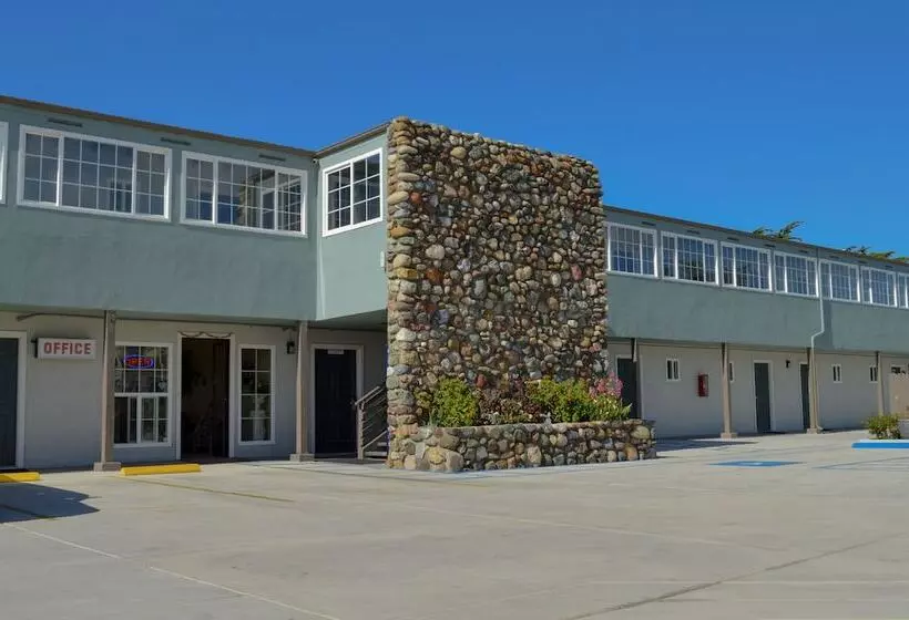 ホテル Sea Breeze Inn San Simeon