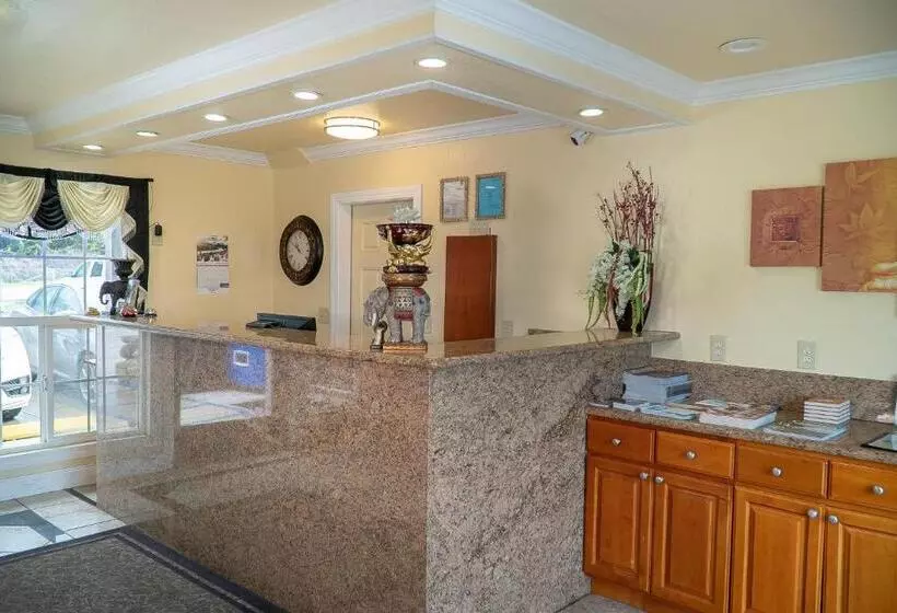 ホテル Sea Breeze Inn San Simeon