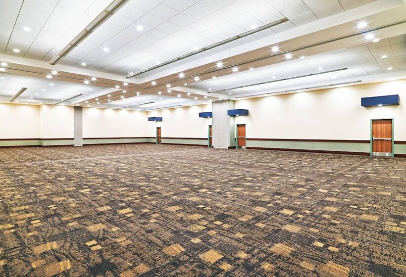 בית מלון כפרי The Westin Chicago Lombard