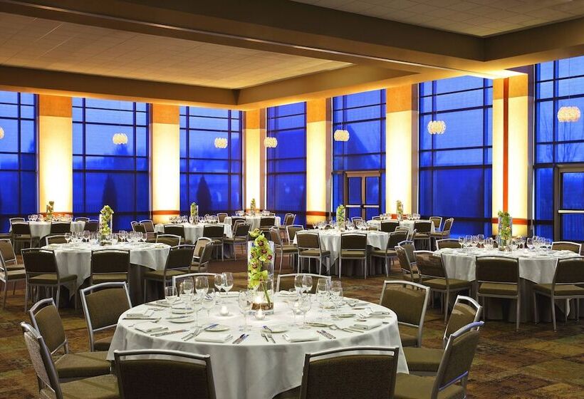 בית מלון כפרי The Westin Chicago Lombard