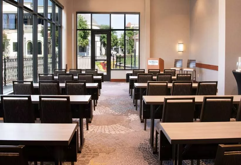 בית מלון כפרי The Westin Huntsville