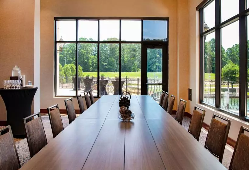 בית מלון כפרי The Westin Huntsville