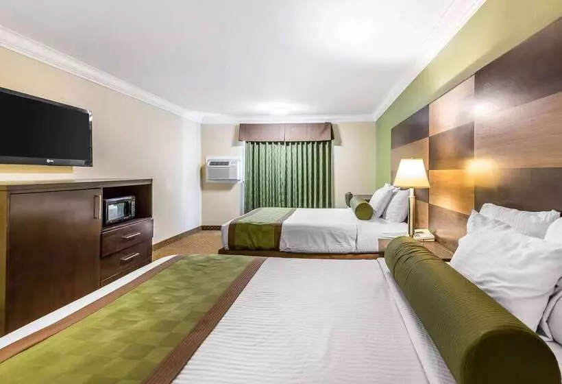 モーテル Rodeway Inn & Suites Canyon Lakemenifee West