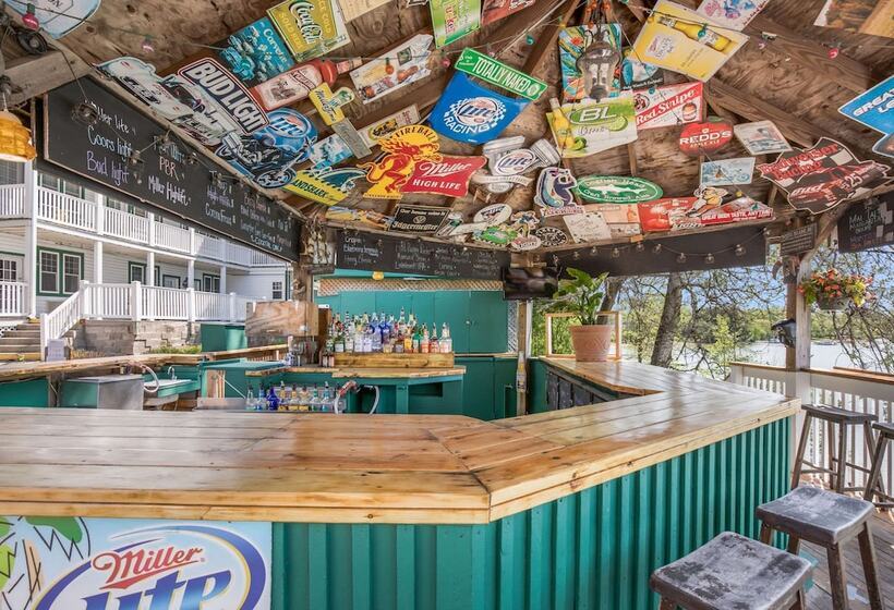 渡假胜地 The Shore Club Wisconsin, Ascend Hotel Collection