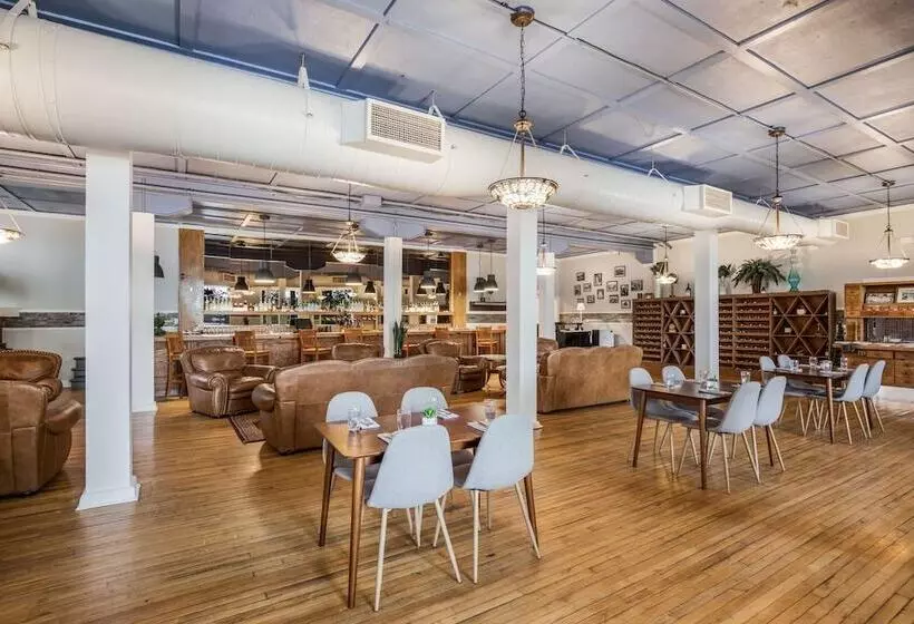 منتجع The Shore Club Wisconsin, Ascend Hotel Collection