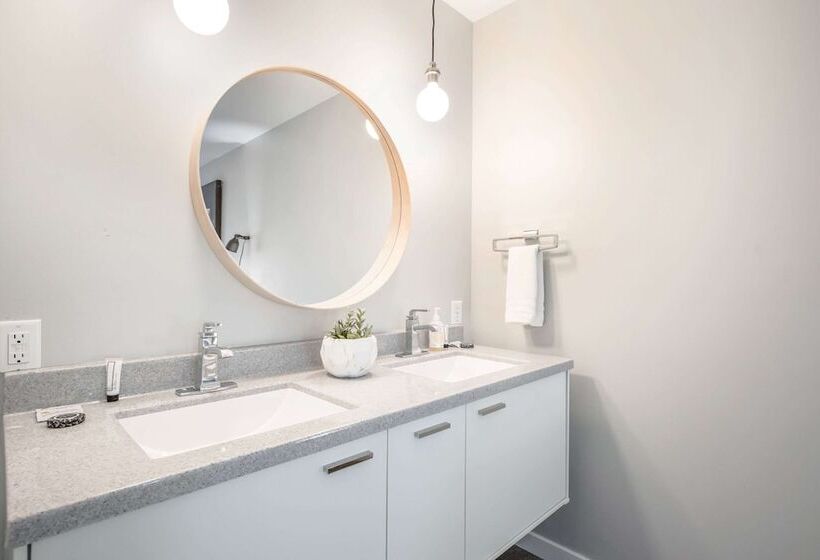 渡假胜地 The Shore Club Wisconsin, Ascend Hotel Collection