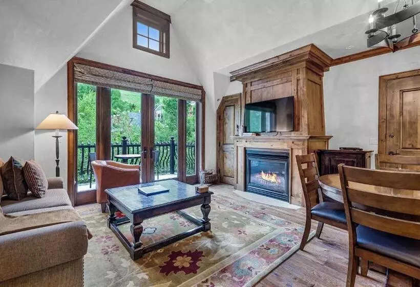 The Aspen Mountain Residences