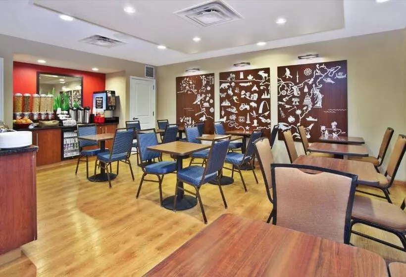 Towneplace Suites Republic Airport Long Island Farmingdale