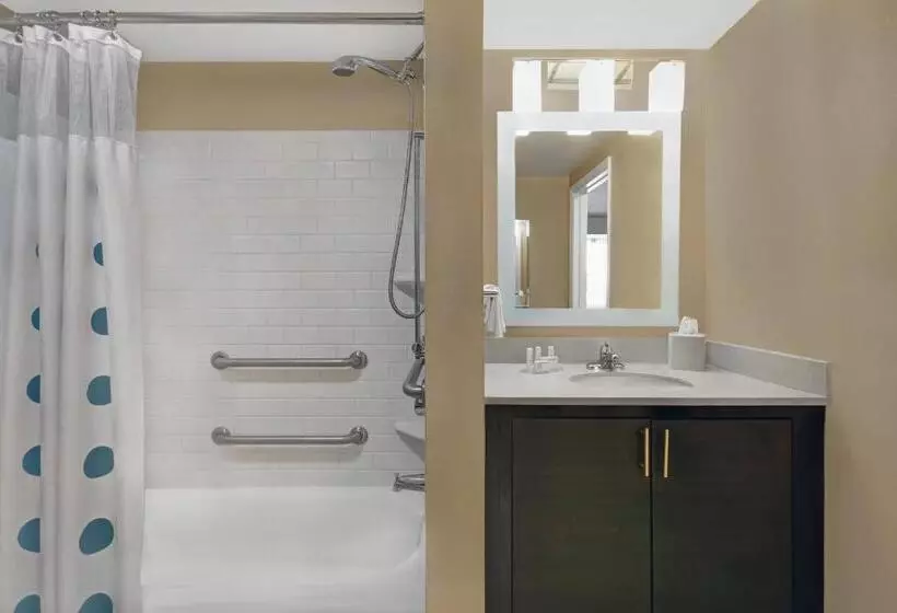 Towneplace Suites Republic Airport Long Island Farmingdale