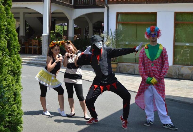 ホテル Arkutino Family Resort