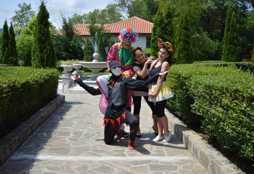 ホテル Arkutino Family Resort