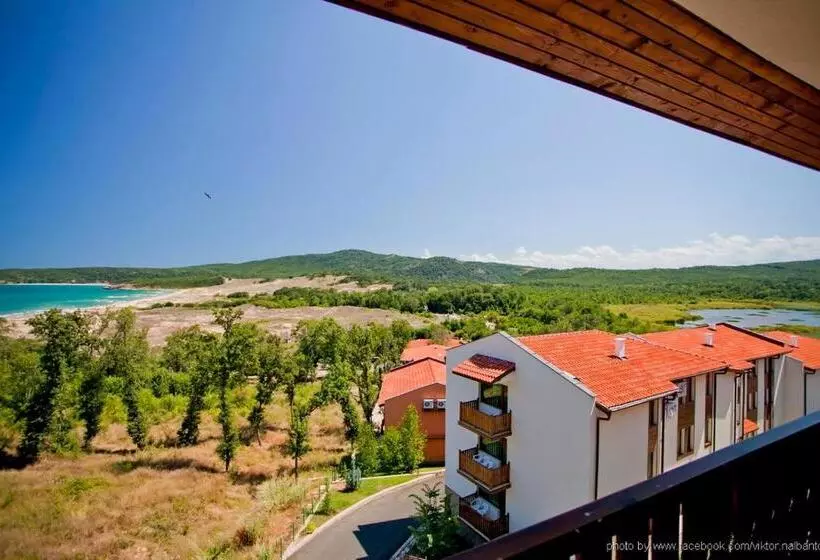 Отель Arkutino Family Resort