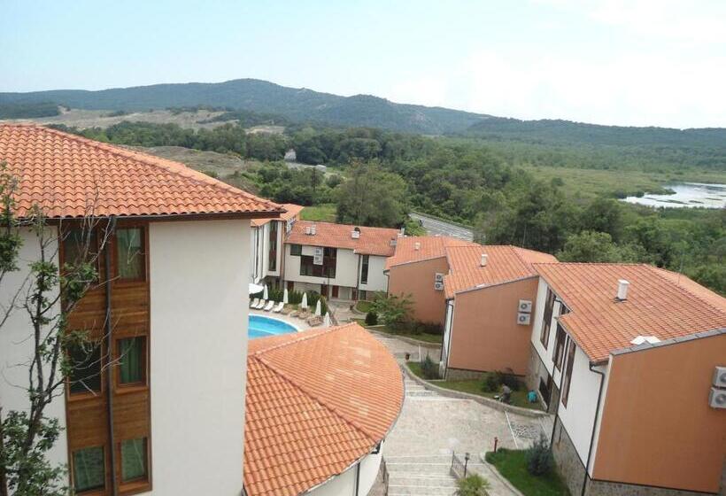 ホテル Arkutino Family Resort