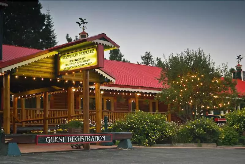 ホテル Brundage Inn