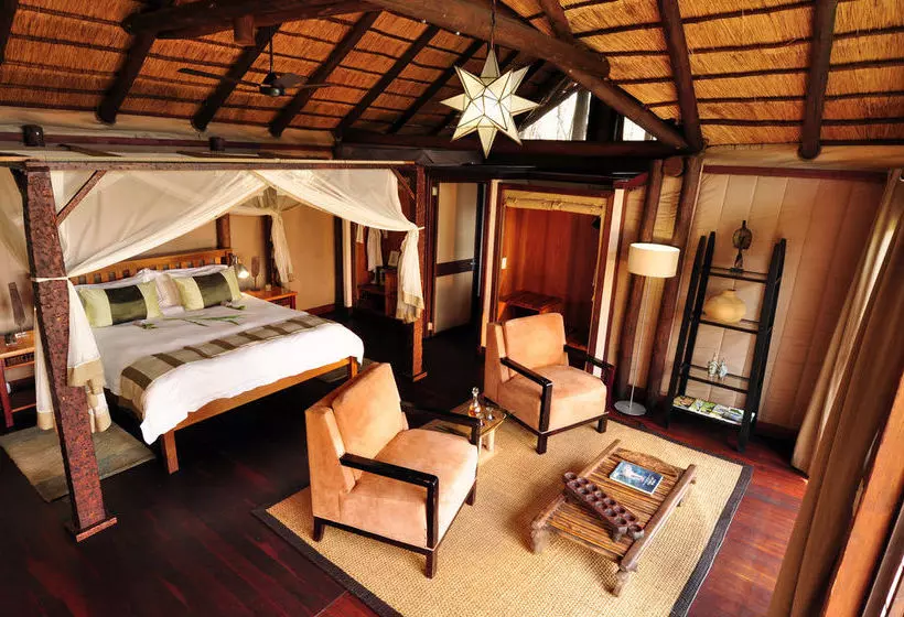 Hotelli Sanctuary Chief's Camp