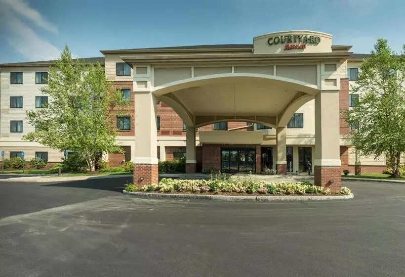 هتل Courtyard Bangor