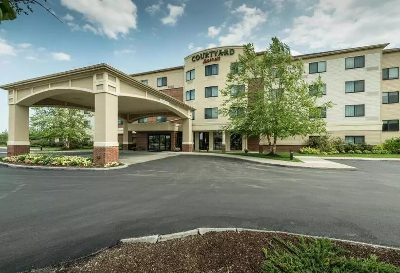 هتل Courtyard Bangor