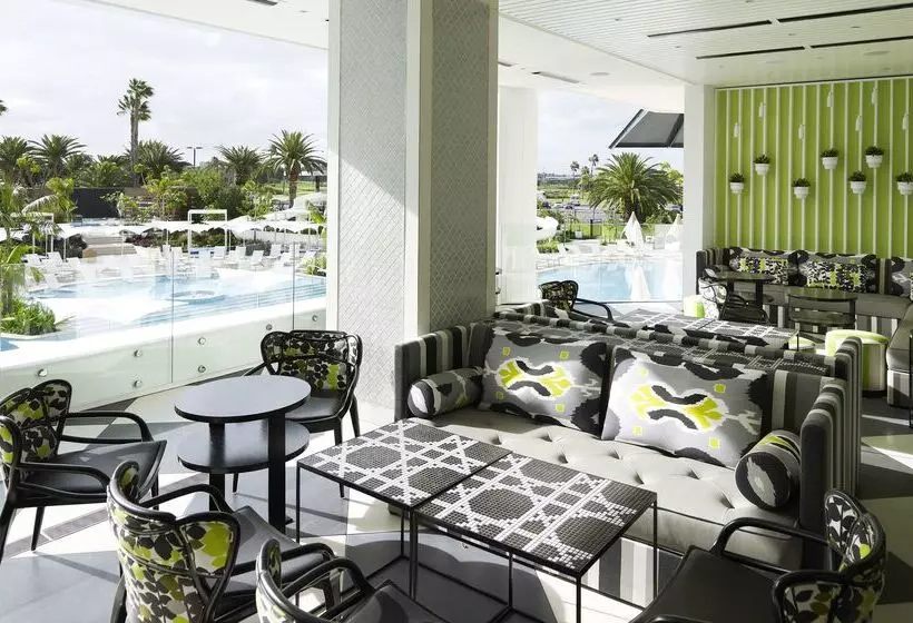 هتل Crown Metropol Perth