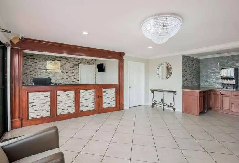 Szálloda Econo Lodge Lake Charles University Area