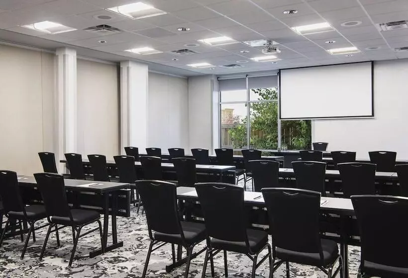 ホテル Fairfield Inn & Suites By Marriott Winnipeg