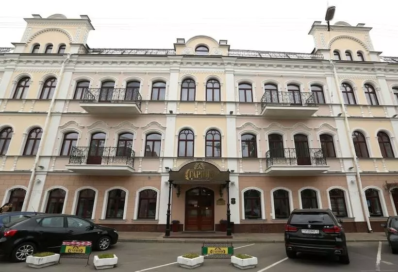 Отель Garni