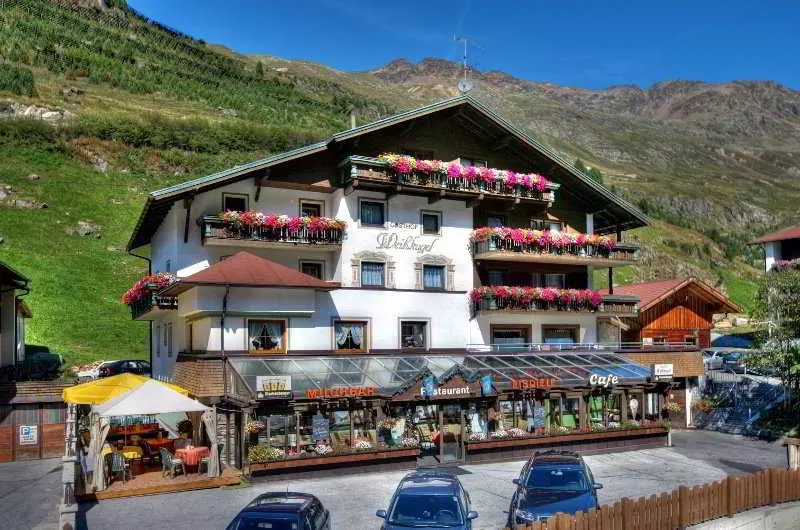 Отель Gasthof Weißkugel