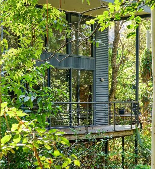 בית מלון כפרי Pethers Rainforest Retreat