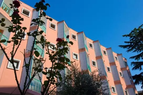 בית מלון כפרי Plaza