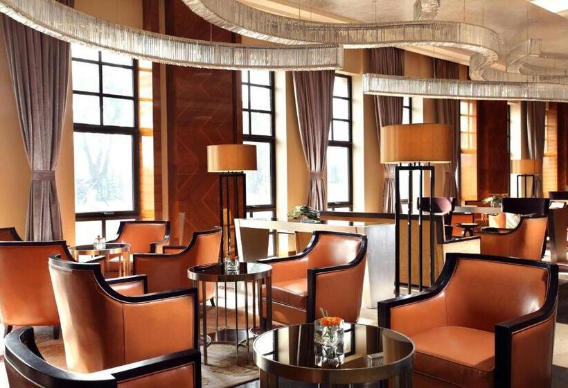 Отель Sheraton Jiangyin