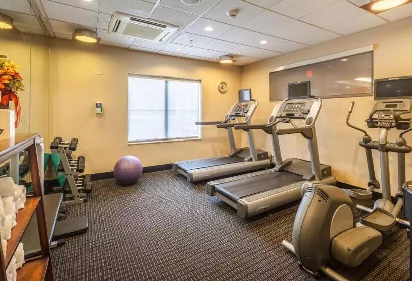 酒店 Towneplace Suites Jacksonville Butler Boulevard