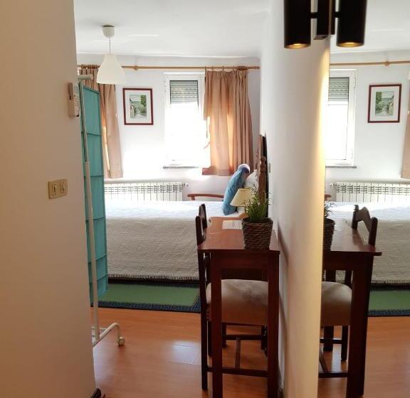 住所  Pensão David, B&b