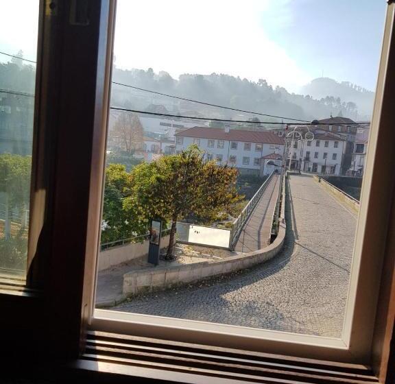 住所  Pensão David, B&b